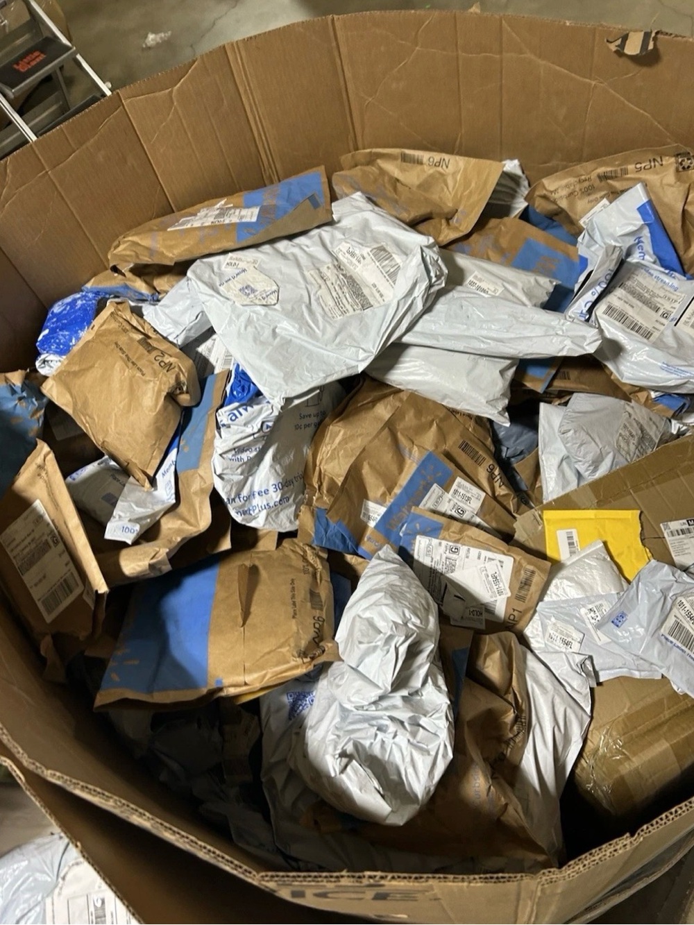 5 (FIVE) Mystery Mailbox Packages!